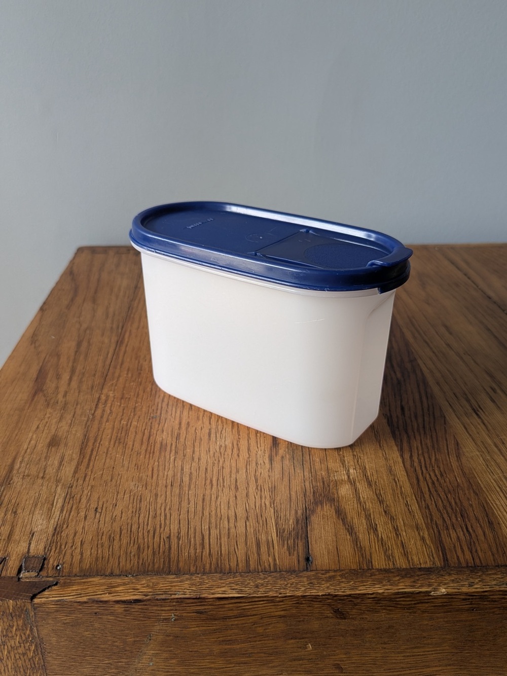 Vintage Tupperware #2 Modular Mates 4 3/4 Cup Storage Container 1612 - Blue Lid